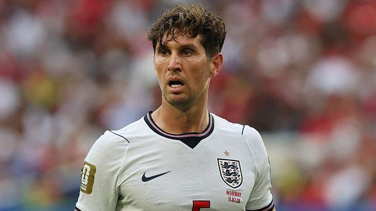 Chelsea Incar John Stones, Bek Gratisan Usai Tinggalkan Man City