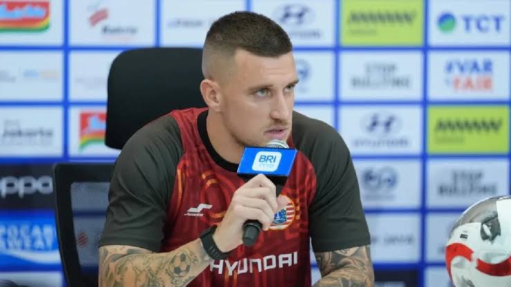 Kartu Merah Pascal Struijk Dibatalkan Usai Intervensi VAR